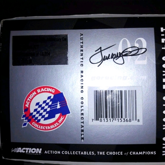 Bobby Labonte Muppets Race Car Nascar - Picture 6 of 6